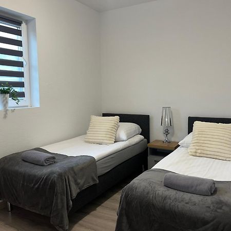 Hostel Adabet Kepno Kültér fotó