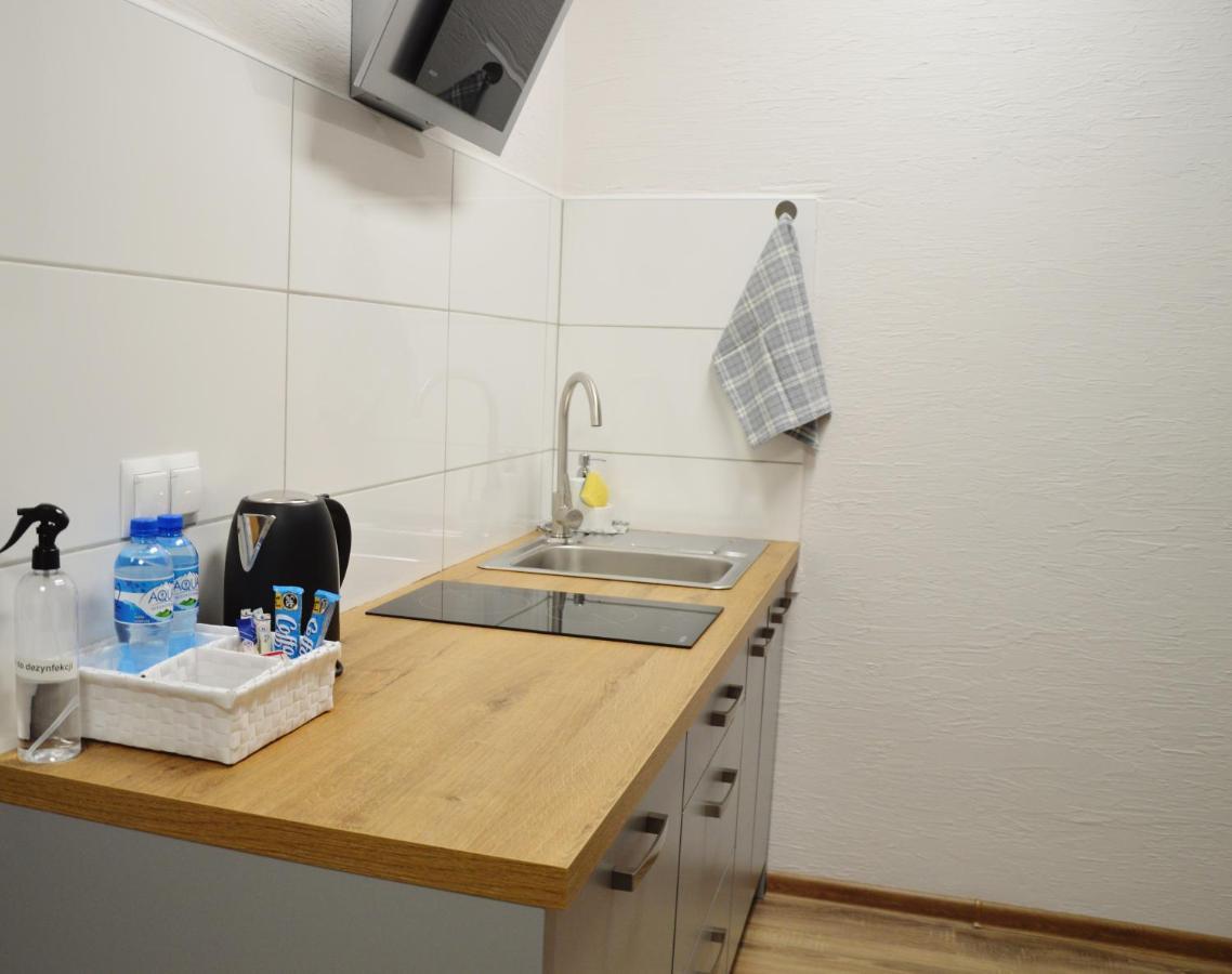 Hostel Adabet Kepno Kültér fotó